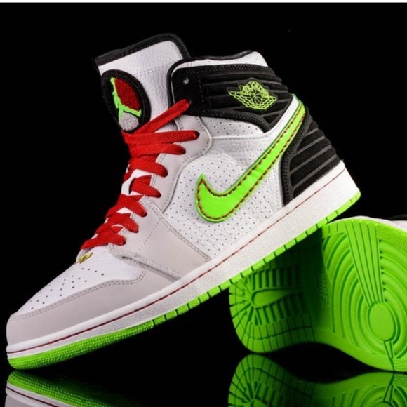 electric green jordan 1